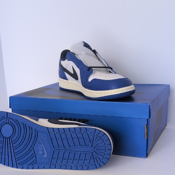 Air Jordan 1 Low Game Royal - Picture 12 of 16